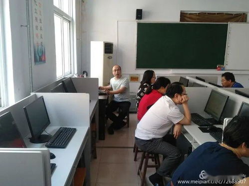 鶴壁二中開展電腦基本操作及技巧培訓(xùn)活動(dòng)